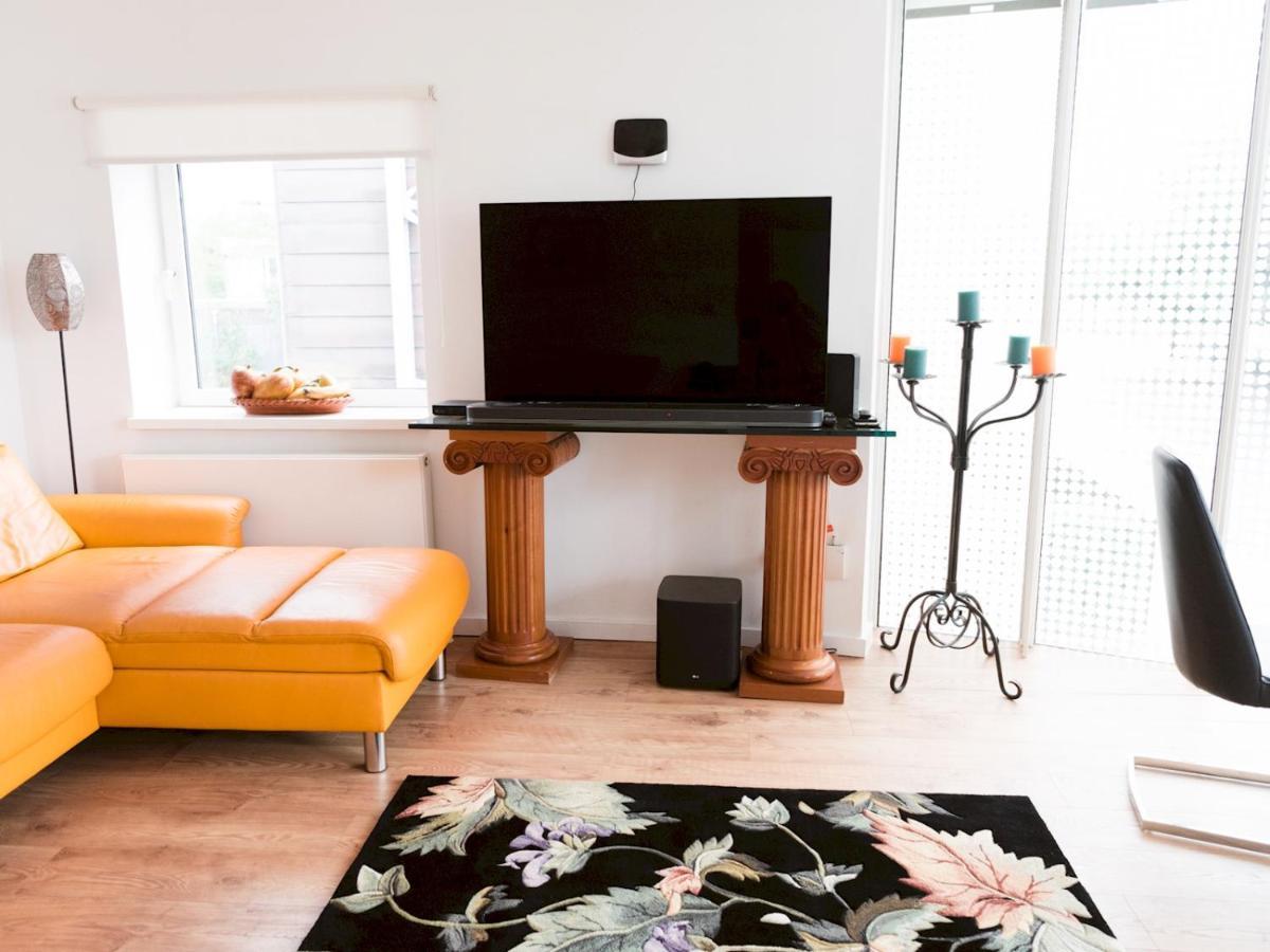 Pass The Keys Stylish 2Bed Rental Unit Glasgow Green Buitenkant foto