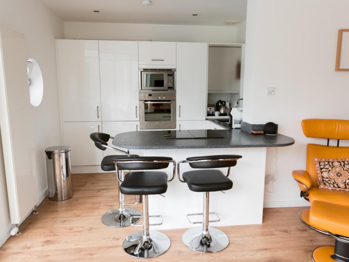 Pass The Keys Stylish 2Bed Rental Unit Glasgow Green Buitenkant foto