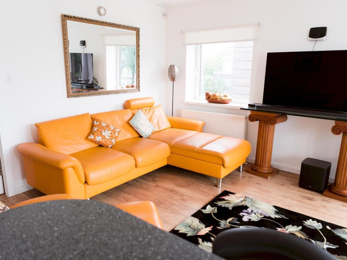 Pass The Keys Stylish 2Bed Rental Unit Glasgow Green Buitenkant foto